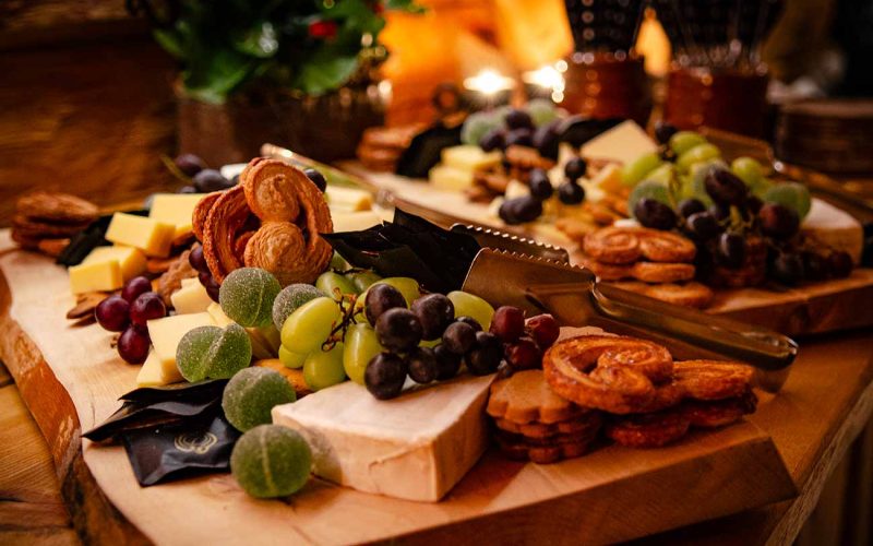 Joulun herkkupöytä Wäinölässä