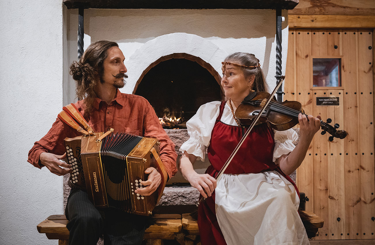 muusikot-nuuksion-taika-kekri-juhla-39-1300